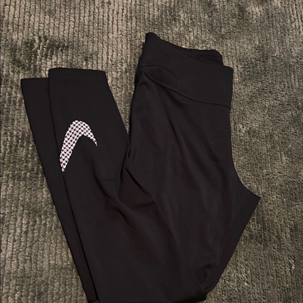 Nike Black and White Performance Leggings